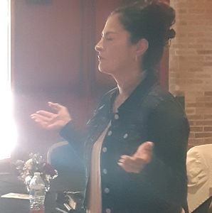 Meet your Posher, Avilas